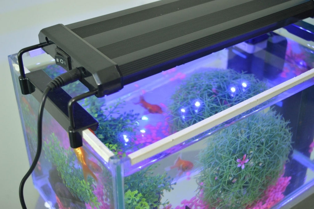 Aquarium bak LED 116cm 32W blauw / wit