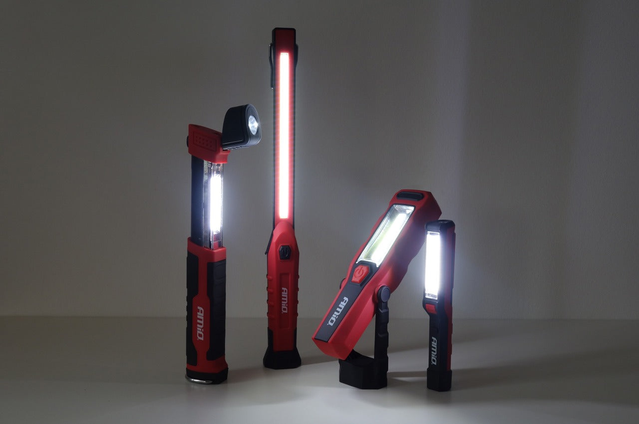 Looplamp Oplaadbaar - thuislader + autolader - 300 lumen