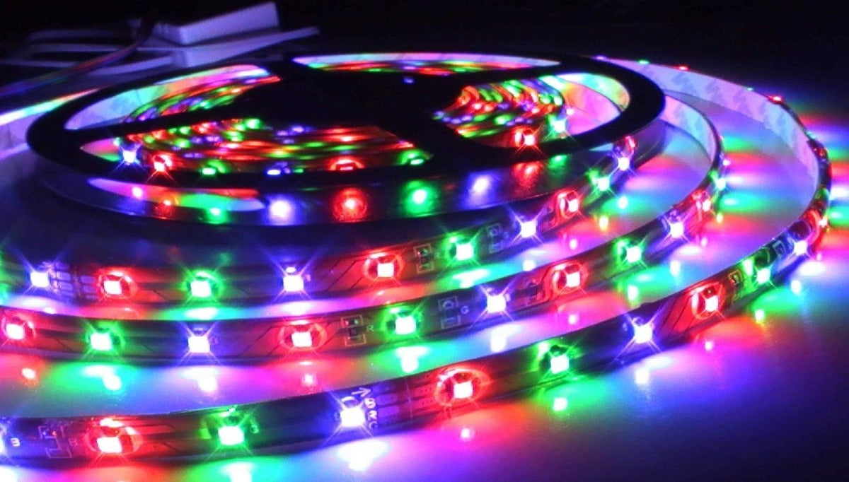 OP=OP 4 meter - Pixel RGB - LED strip - 5 volt- WS2811IC